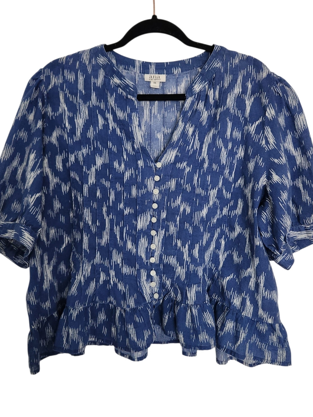 a.n.a A New Approach Blue Patterned Button-Front Puff Sleeve V-neck Top Size XXL